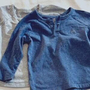 Baby Henley Shirt's 6-12 months gray shirt and blue shirt